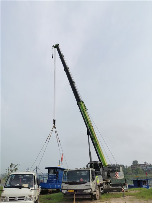 盘锦市桥梁建设吊装案例